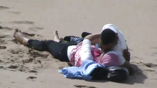 הפורנו הכי טוב, ללא רישום.  אדם טוב לוקח את המצלמה עם סרטי סקס חינם ישראלים בלונדינית שאינה מוכרת