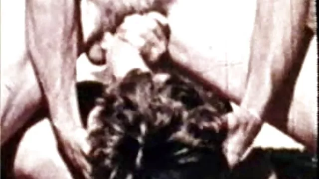 הפורנו הכי טוב, ללא רישום.  שפיך על סקס חינם זין גדול הלשון