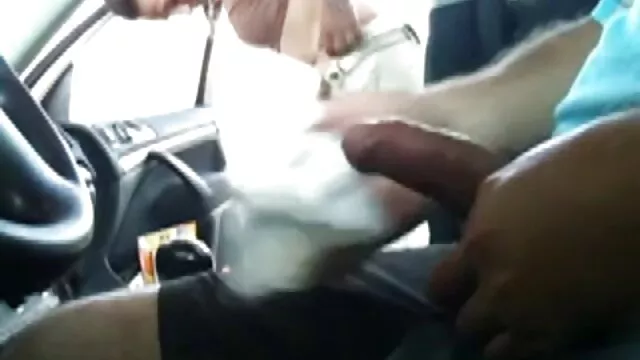 הפורנו הכי טוב, ללא רישום.  סטודנטים סרטי סקס חדשים חינם רוסים שמו זין בבלונדינית עם חליבה גדולה.