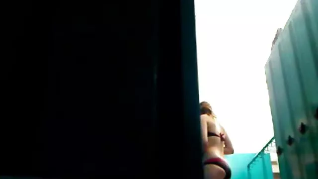 הפורנו הכי טוב, ללא רישום.  מדריך כושר צעיר פותר ערביות סקס חינם פער עם גומייה אלסטית ובוש מזדיינים